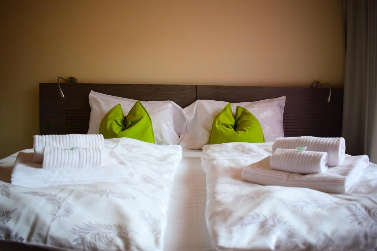 Hotel Kube Folgaria Luaran gambar